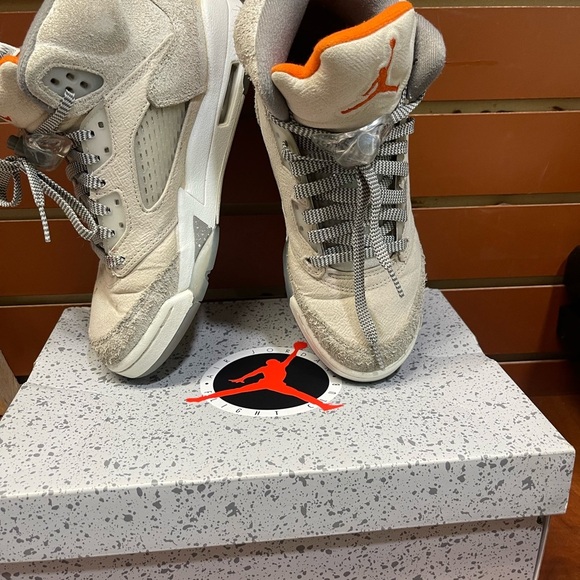 Jordan Sneakers in Gray and Orange - Picture 2 of 9